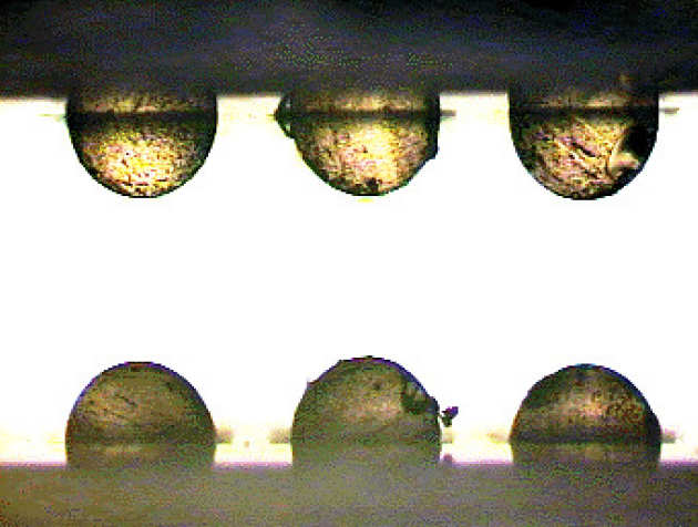 Cross-sectional view of the cylindrical electrostatic lens