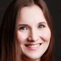 Catrin Davies 